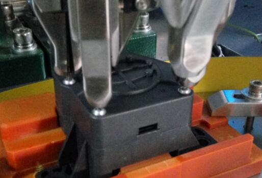 精心自動鎖螺絲機鎖付調試 自動鎖螺絲機